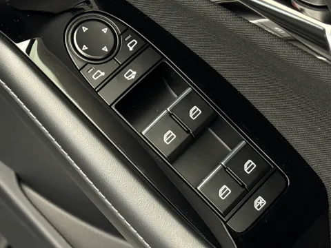 DY26FGE Mazda Cx-30 2.5 e-Skyactiv G MHEV [140] Centre-Line 5dr Auto Thumbnail #21