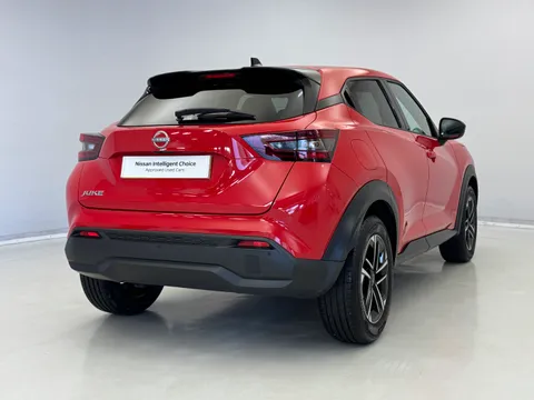 DS25AOE Nissan Juke 1.0 DiG-T N-Connecta 5dr DCT Thumbnail #8