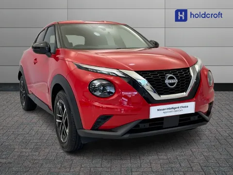 DS25AOE Nissan Juke 1.0 DiG-T N-Connecta 5dr DCT Thumbnail #2