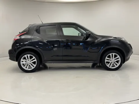 10 of 37 for NISSAN JUKE 1.2 DiG-T N-Connecta 5dr