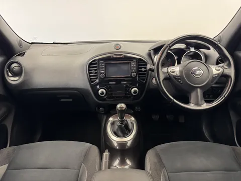 4 of 37 for NISSAN JUKE 1.2 DiG-T N-Connecta 5dr