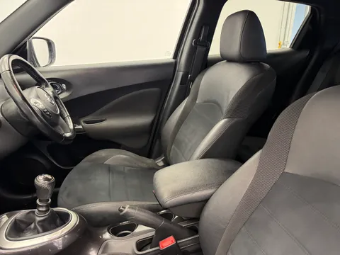 15 of 37 for NISSAN JUKE 1.2 DiG-T N-Connecta 5dr