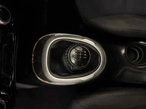 17 of 37 for NISSAN JUKE 1.2 DiG-T N-Connecta 5dr