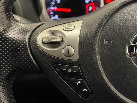 23 of 37 for NISSAN JUKE 1.2 DiG-T N-Connecta 5dr