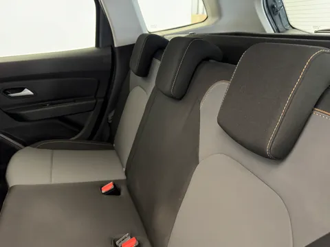 DY73OCC Dacia Duster 1.3 TCe 130 Extreme 5dr Thumbnail #10