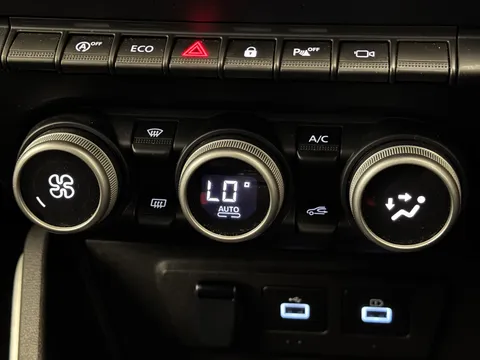 DY73OCC Dacia Duster 1.3 TCe 130 Extreme 5dr Thumbnail #27