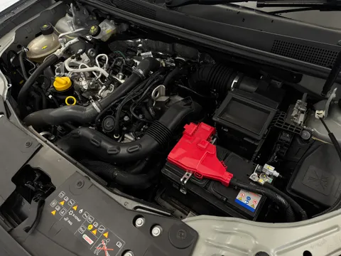 DY73OCC Dacia Duster 1.3 TCe 130 Extreme 5dr Thumbnail #30