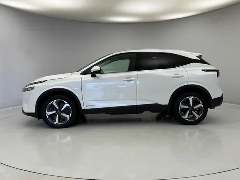 FN23SKD Nissan Qashqai 1.5 E-Power N-Connecta [Glass Roof] 5dr Auto Thumbnail #7