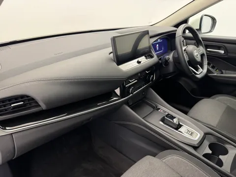 FN23SKD Nissan Qashqai 1.5 E-Power N-Connecta [Glass Roof] 5dr Auto Thumbnail #14