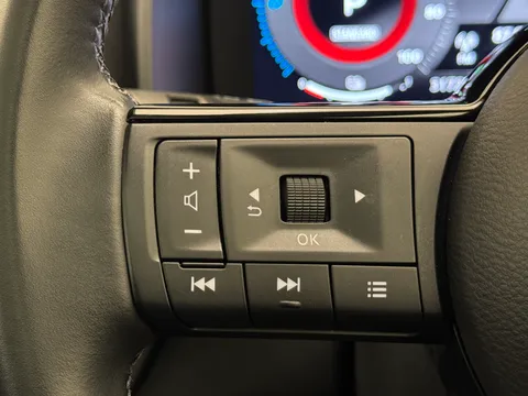 FN23SKD Nissan Qashqai 1.5 E-Power N-Connecta [Glass Roof] 5dr Auto Thumbnail #23
