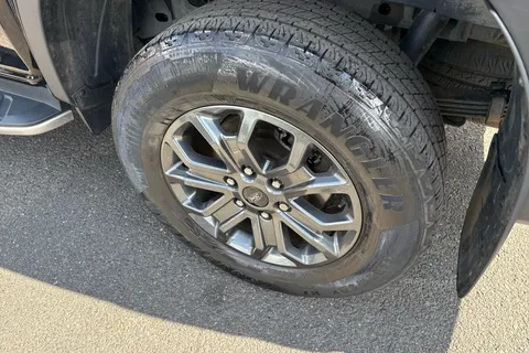 RA73NNP Toyota Iq 1.33 Dual VVT-i 3 Leather 3dr [Non Start Stop] Thumbnail #19