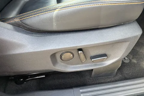 RA73NNP Toyota Iq 1.33 Dual VVT-i 3 Leather 3dr [Non Start Stop] Thumbnail #23