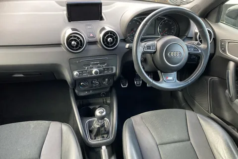 ML18YGD Audi A1 1.0 TFSI S Line Nav 5dr Thumbnail #11