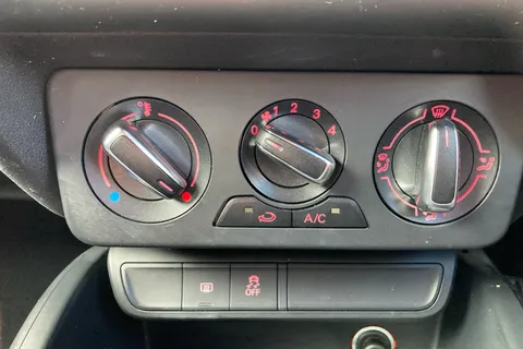 ML18YGD Audi A1 1.0 TFSI S Line Nav 5dr Thumbnail #16