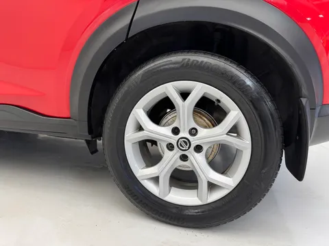 DV69OZK Nissan Juke 1.0 DiG-T Acenta 5dr Thumbnail #12