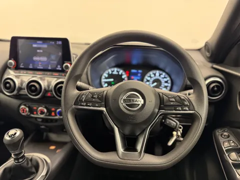 DV69OZK Nissan Juke 1.0 DiG-T Acenta 5dr Thumbnail #23