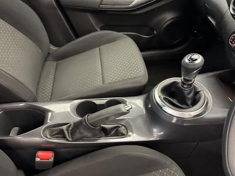 DV69OZK Nissan Juke 1.0 DiG-T Acenta 5dr Thumbnail #26