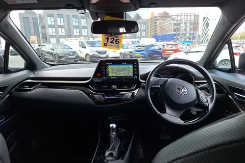 EO71BZV Toyota C-HR 1.8 Hybrid Excel 5dr CVT Thumbnail #4