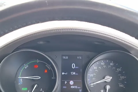EO71BZV Toyota C-HR 1.8 Hybrid Excel 5dr CVT Thumbnail #12