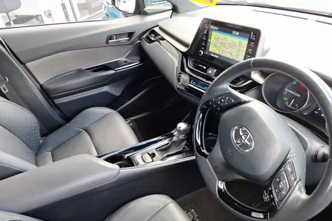 EO71BZV Toyota C-HR 1.8 Hybrid Excel 5dr CVT Thumbnail #13