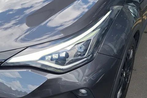 EO71BZV Toyota C-HR 1.8 Hybrid Excel 5dr CVT Thumbnail #15