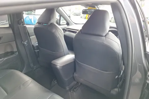 EO71BZV Toyota C-HR 1.8 Hybrid Excel 5dr CVT Thumbnail #30