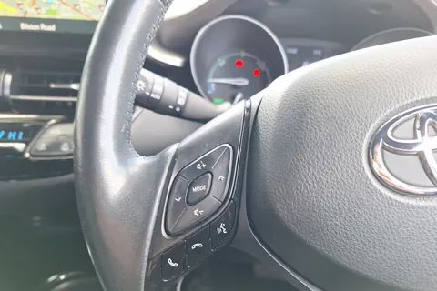 EO71BZV Toyota C-HR 1.8 Hybrid Excel 5dr CVT Thumbnail #34