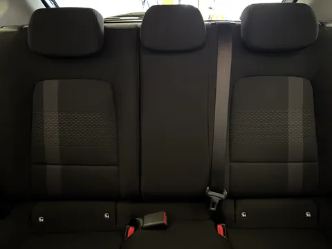 DT75WHB Hyundai i20 1.0T GDi Premium 5dr Thumbnail #16