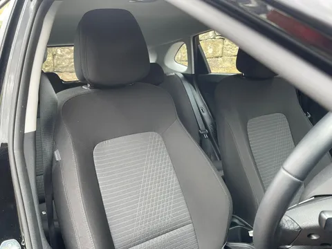 MK73SHV Hyundai i20 1.0T GDi 48V MHD SE Connect 5dr Thumbnail #10