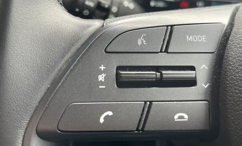 MK73SHV Hyundai i20 1.0T GDi 48V MHD SE Connect 5dr Thumbnail #22