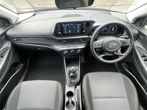 MK73SHV Hyundai i20 1.0T GDi 48V MHD SE Connect 5dr Thumbnail #7