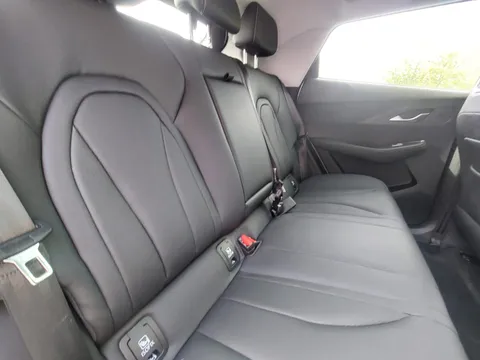 DE25ZUD Omoda 5 155kW Noble 61kWh 5dr Auto Thumbnail #12