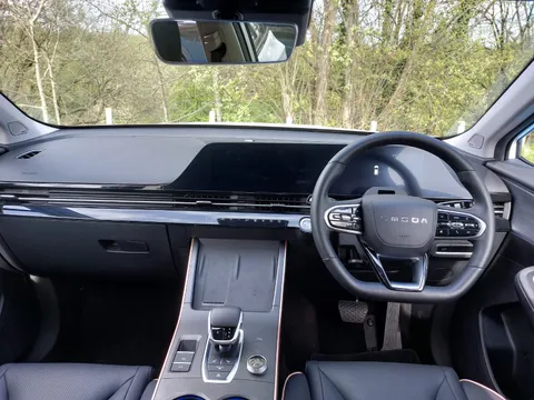 DE25ZUD Omoda 5 155kW Noble 61kWh 5dr Auto Thumbnail #2