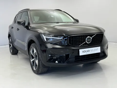 DV73NXD Volvo XC40 2.0 B3P Ultimate Dark 5dr Auto Thumbnail #9