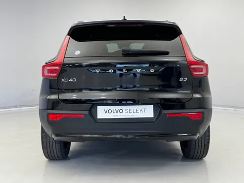 DV73NXD Volvo XC40 2.0 B3P Ultimate Dark 5dr Auto Thumbnail #12