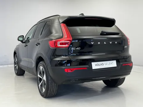 DV73NXD Volvo XC40 2.0 B3P Ultimate Dark 5dr Auto Thumbnail #13