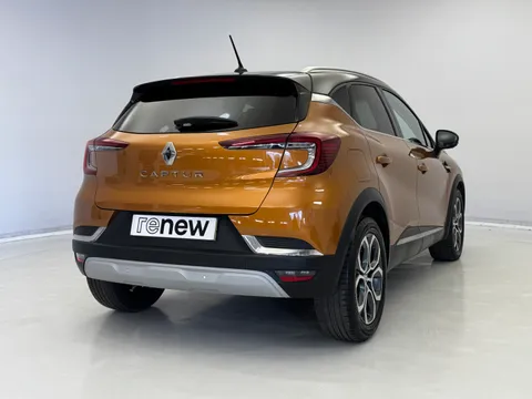 DV22XYB Renault Captur 1.3 TCE 140 SE Edition 5dr Thumbnail #6