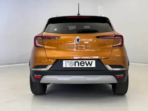 DV22XYB Renault Captur 1.3 TCE 140 SE Edition 5dr Thumbnail #7