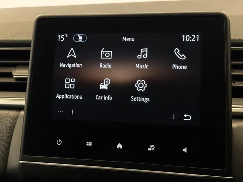 DV22XYB Renault Captur 1.3 TCE 140 SE Edition 5dr Thumbnail #22
