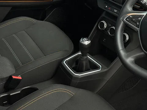 BG72HNL Dacia Sandero Stepway 1.0 TCe Prestige 5dr Thumbnail #12