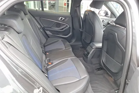 BK71OAY BMW 1 Series 118i [136] M Sport 5dr Step Auto Thumbnail #21