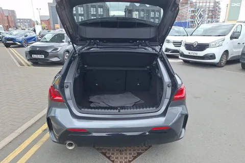 BK71OAY BMW 1 Series 118i [136] M Sport 5dr Step Auto Thumbnail #25