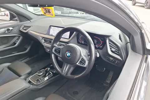 BK71OAY BMW 1 Series 118i [136] M Sport 5dr Step Auto Thumbnail #36