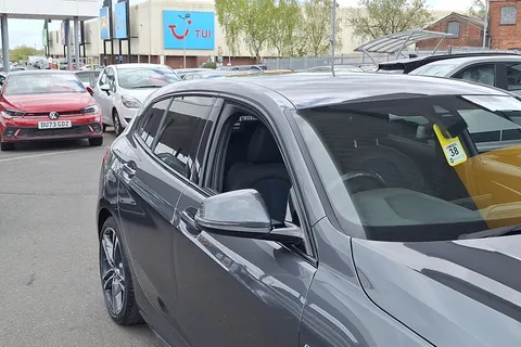 BK71OAY BMW 1 Series 118i [136] M Sport 5dr Step Auto Thumbnail #37