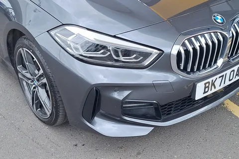 BK71OAY BMW 1 Series 118i [136] M Sport 5dr Step Auto Thumbnail #38