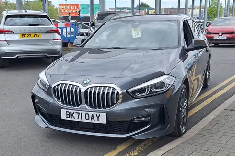 BK71OAY BMW 1 Series 118i [136] M Sport 5dr Step Auto Thumbnail #41