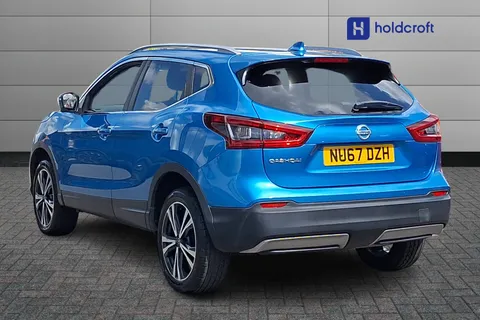 NU67DZH Nissan Qashqai 1.2 DiG-T N-Connecta 5dr Thumbnail #3