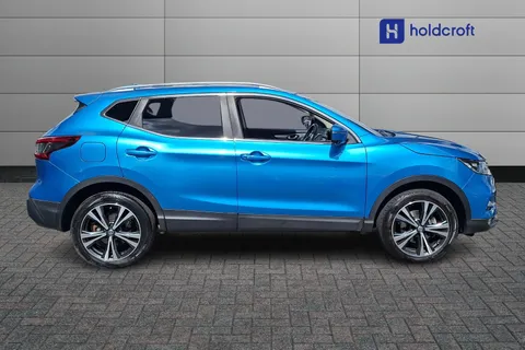 NU67DZH Nissan Qashqai 1.2 DiG-T N-Connecta 5dr Thumbnail #6