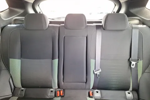 NU67DZH Nissan Qashqai 1.2 DiG-T N-Connecta 5dr Thumbnail #11