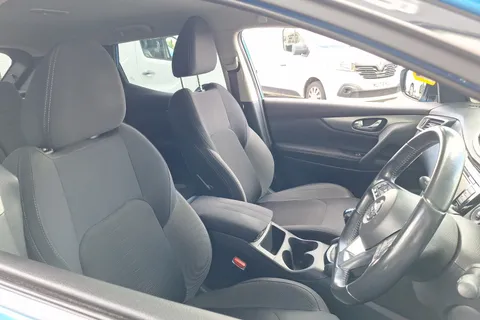 NU67DZH Nissan Qashqai 1.2 DiG-T N-Connecta 5dr Thumbnail #22